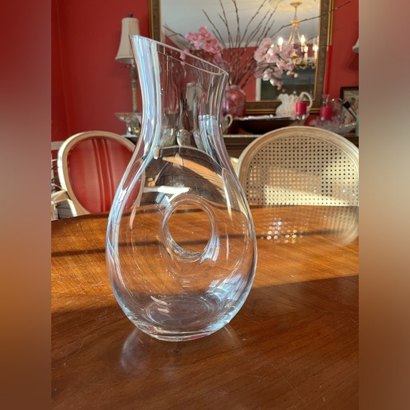 Bormioli Rocco Clear Glass 50oz. Carafe/Wine Decanter w artistic grip, Italy - Picture 1 of 14